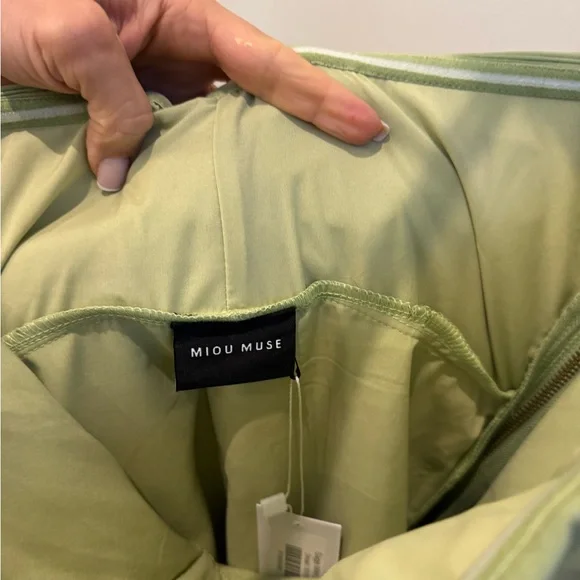 Sage Bow Back Romper - Picture 4 of 5